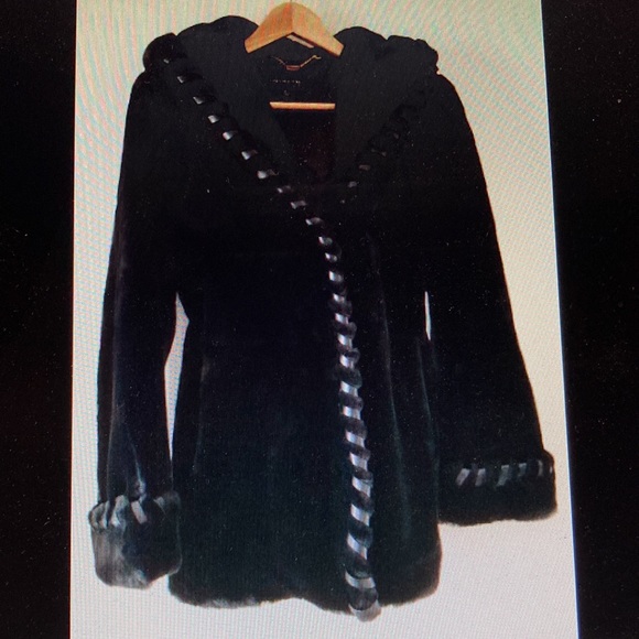 NWOT - Jones New York Ladies Black Hooded Faux Fur Woven Trim Coat - Sz M* - Picture 1 of 15